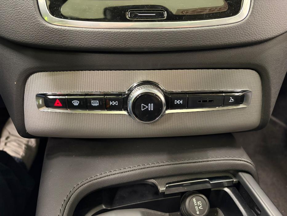 Volvo XC90 2024