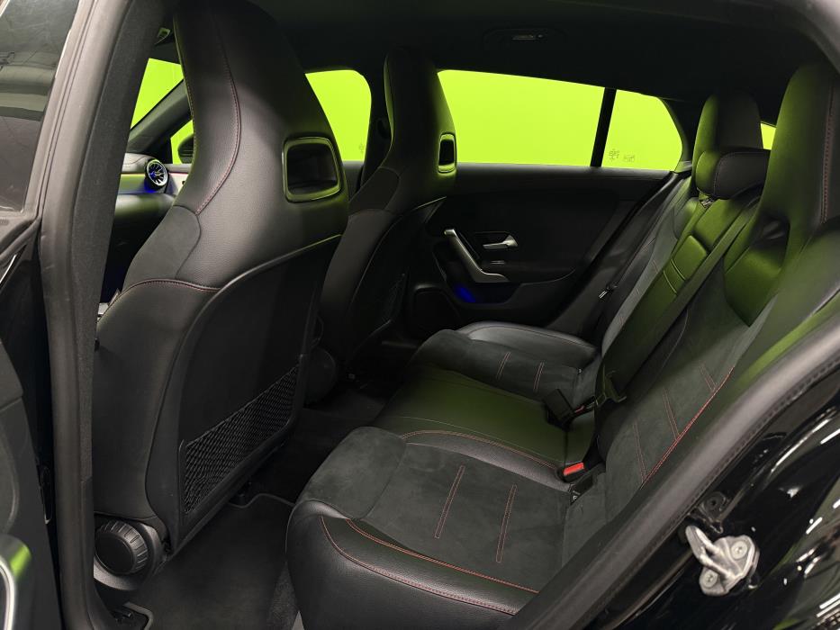 Mercedes-Benz CLA 2023