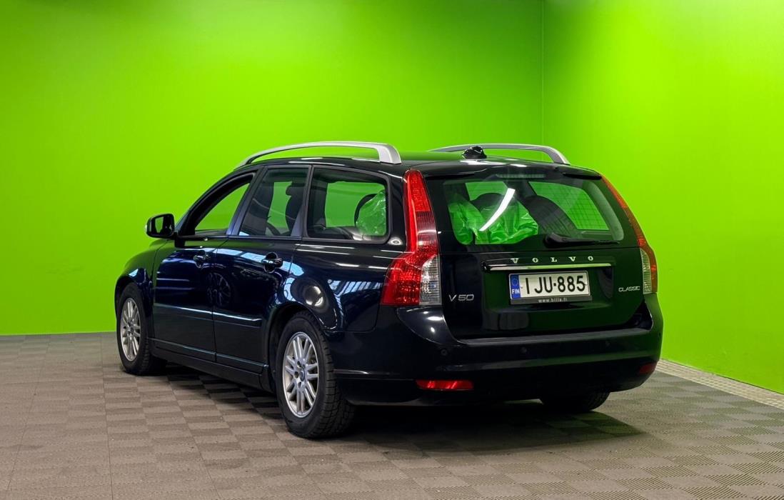 Volvo V50 2011