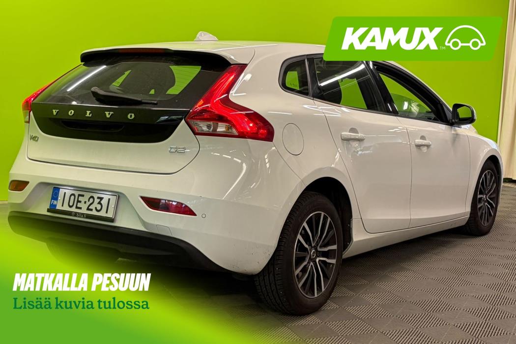 Volvo V40 2018