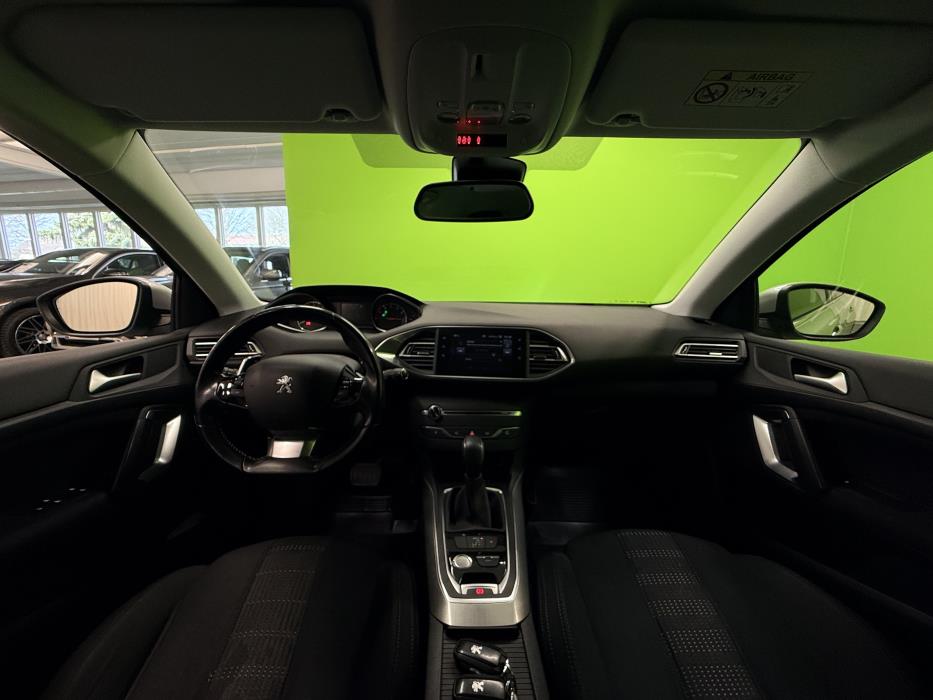 Peugeot 308 2016