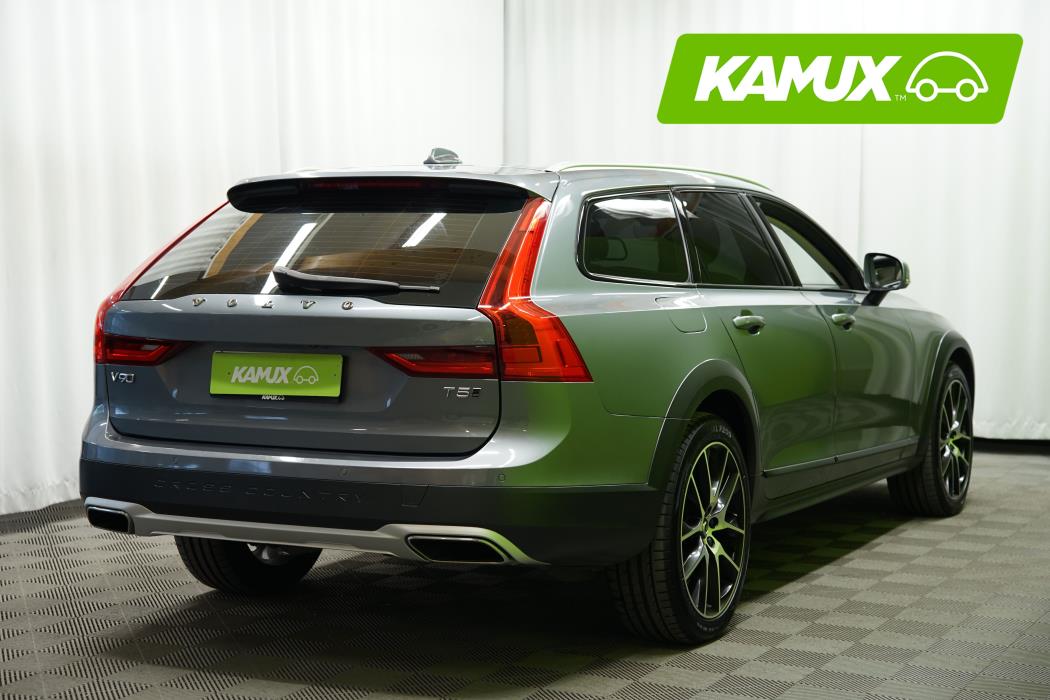 Volvo V90 Cross Country 2018