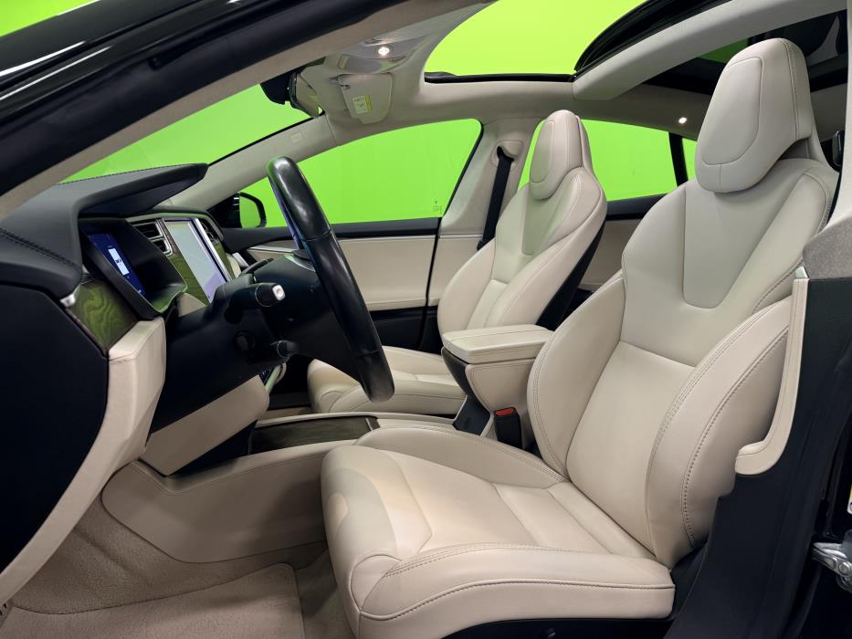 Tesla Model S 2018