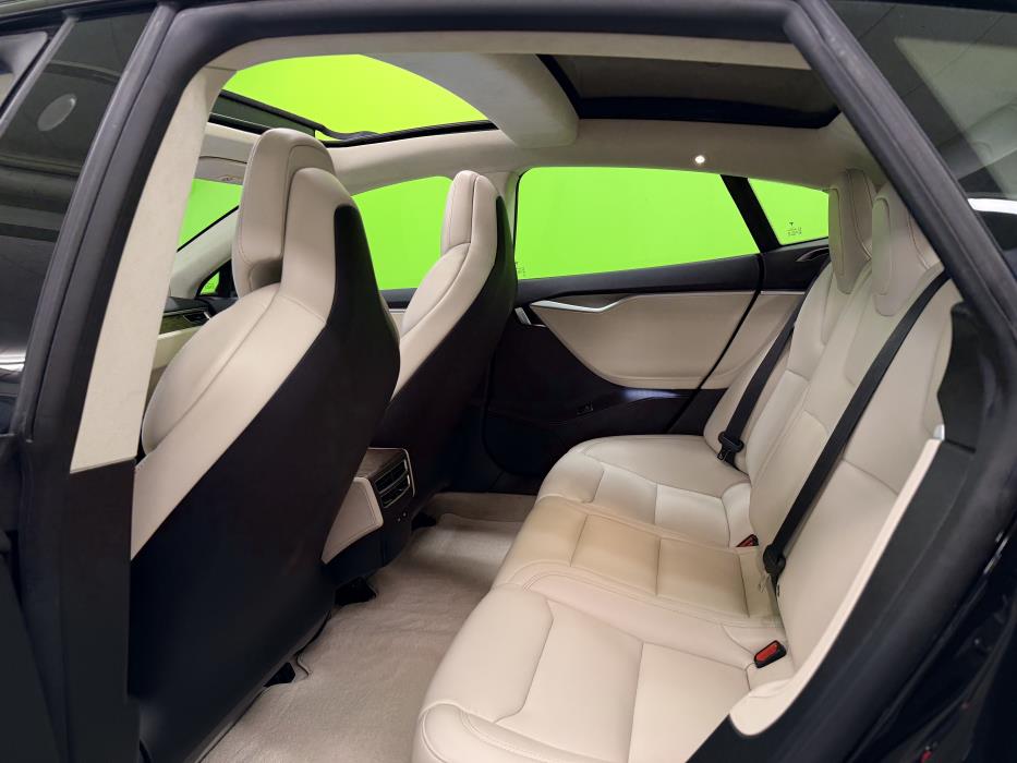 Tesla Model S 2018