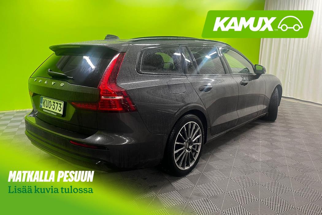 Volvo V60 2023