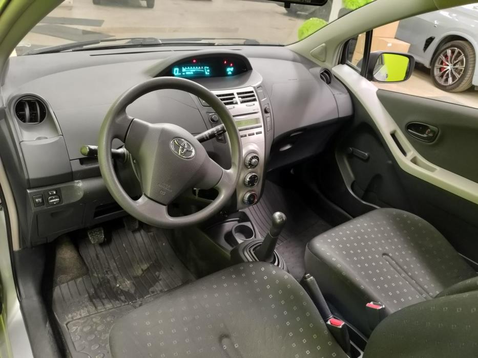 Toyota Yaris 2008