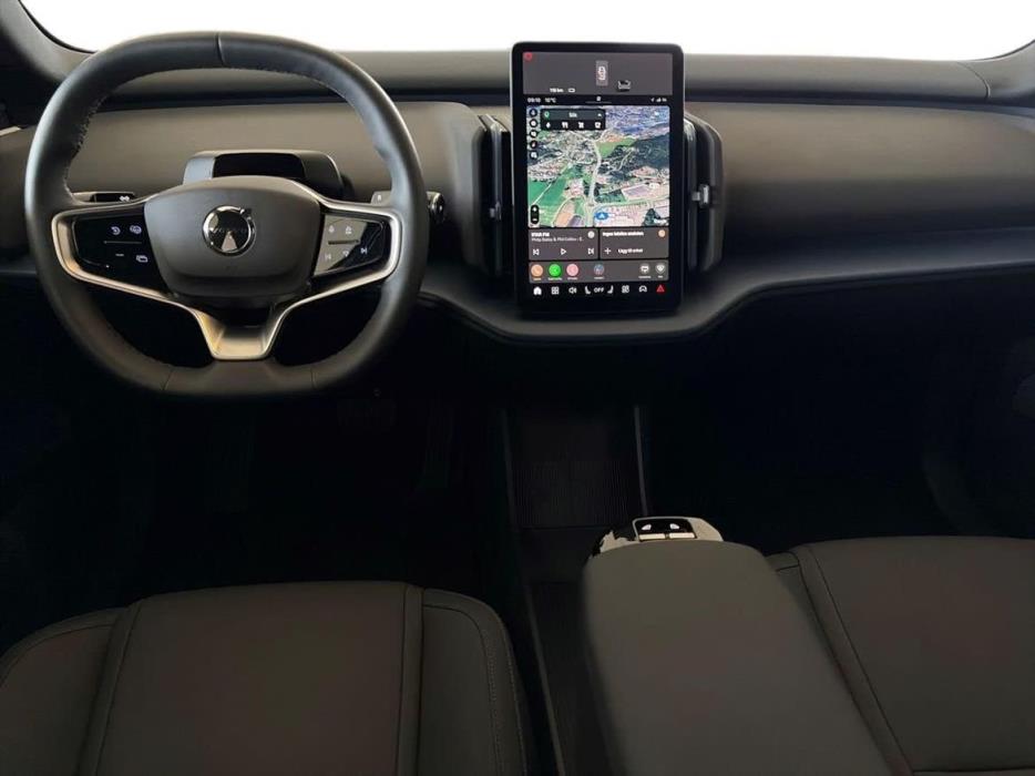 Volvo EX30 2024