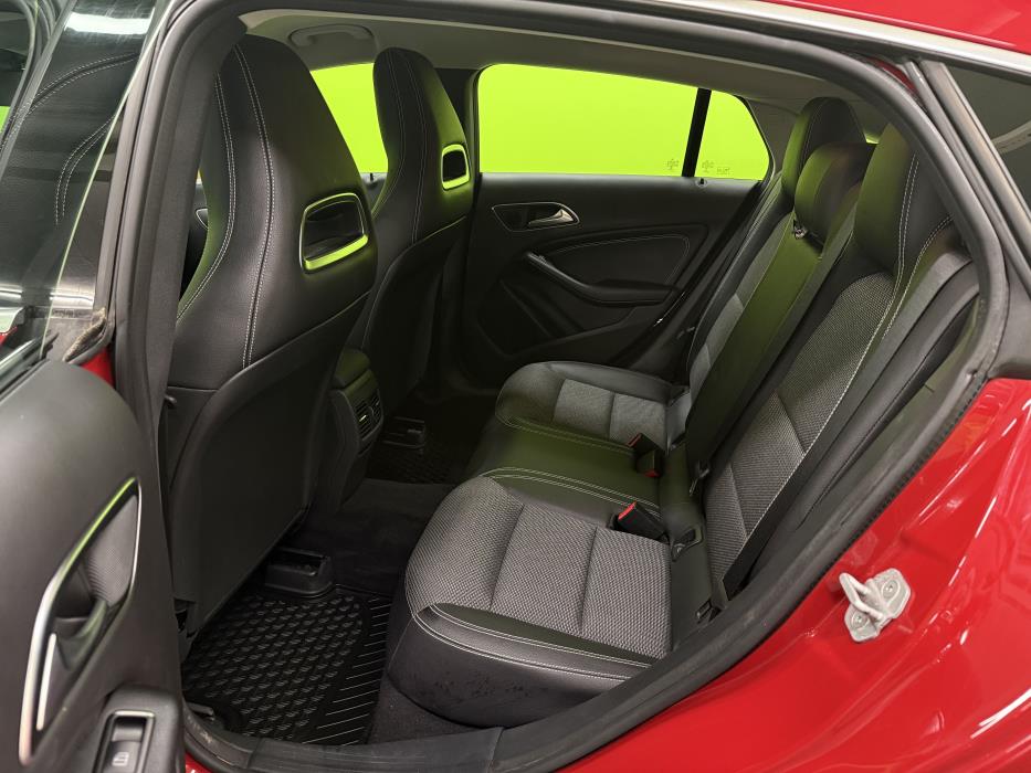 Mercedes-Benz CLA 2015