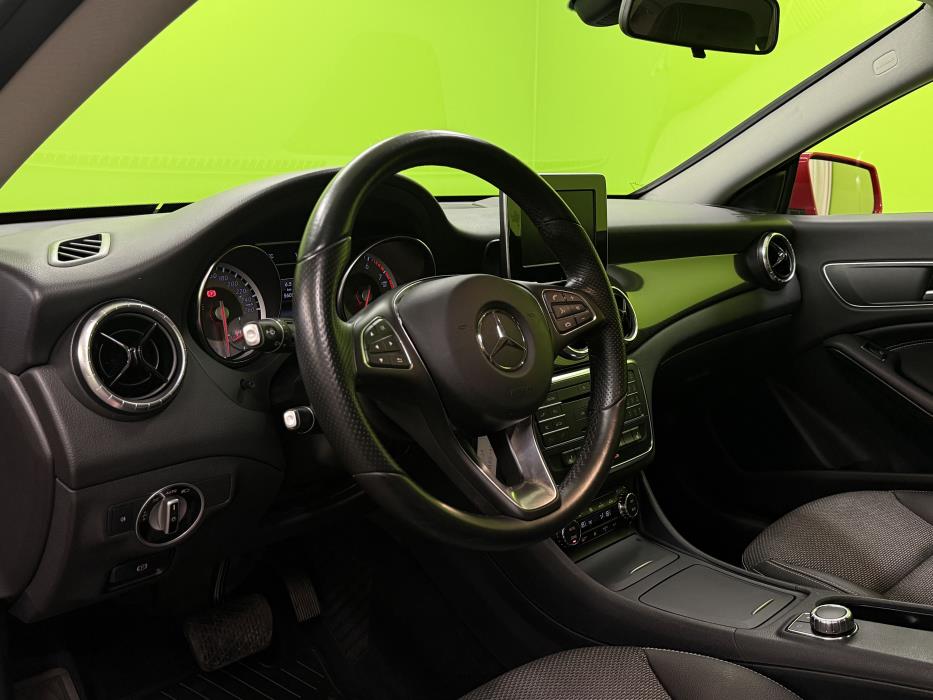 Mercedes-Benz CLA 2015