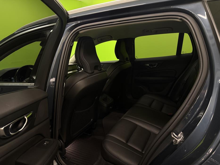 Volvo V60 2019