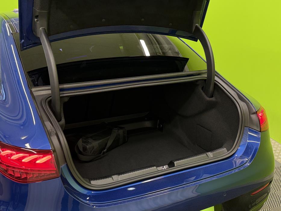 Mercedes-Benz EQE 2023