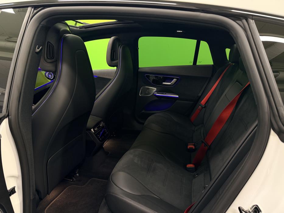 Mercedes-Benz EQE 2024