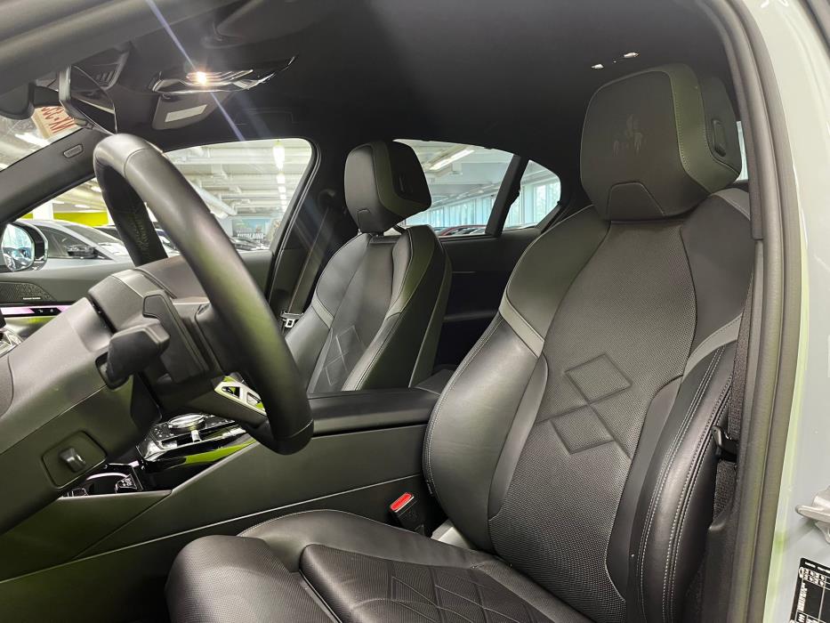 BMW i5 2025
