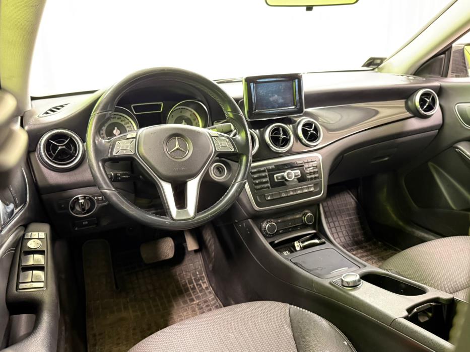 Mercedes-Benz CLA 2014