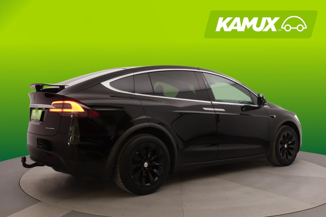 Tesla Model X 2020