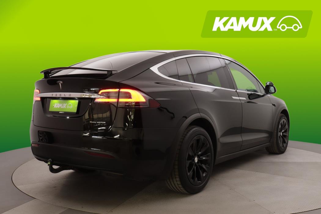 Tesla Model X 2020
