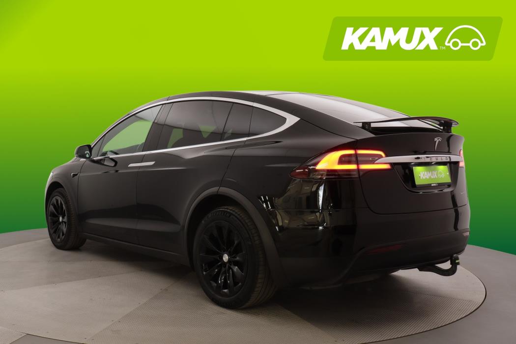 Tesla Model X 2020