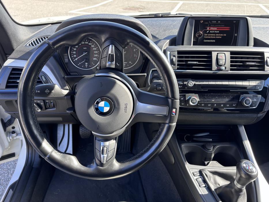 BMW 118 2016