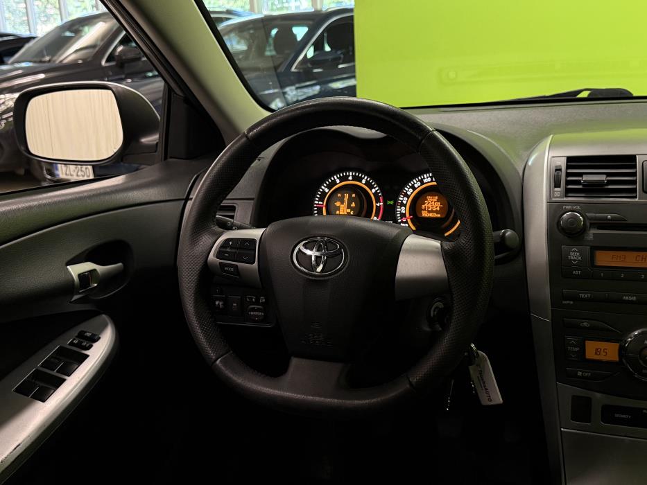 Toyota Corolla 2012