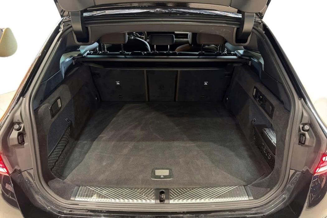 BMW 530 2025