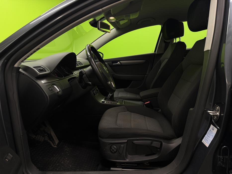 Volkswagen Passat 2011