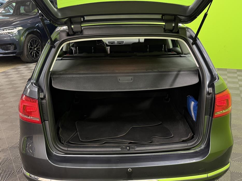 Volkswagen Passat 2011