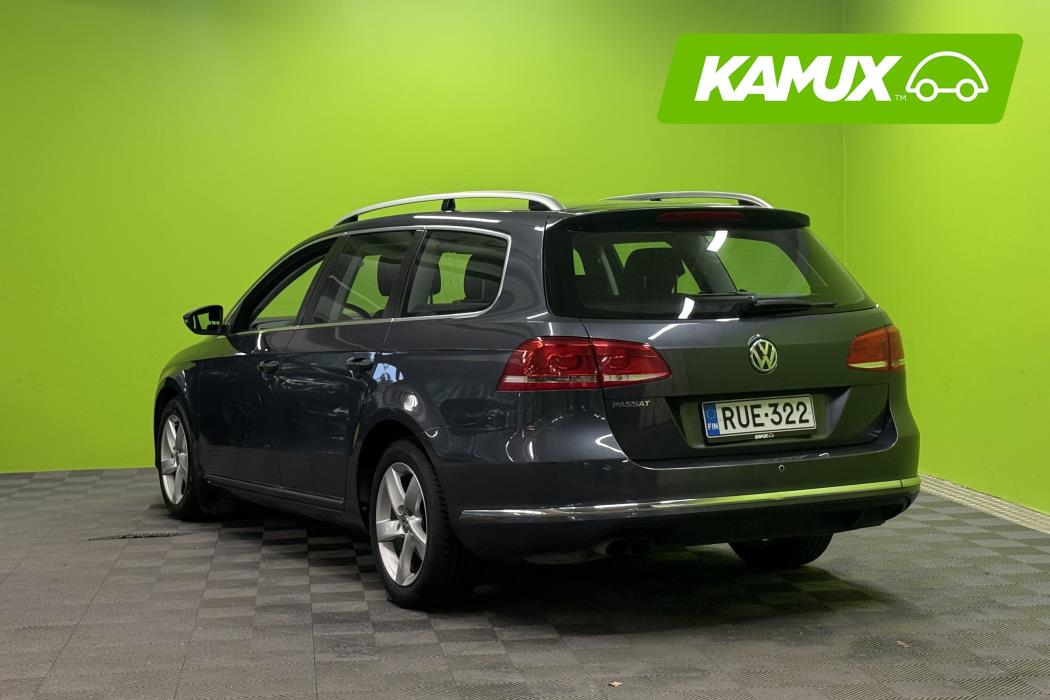 Volkswagen Passat 2011