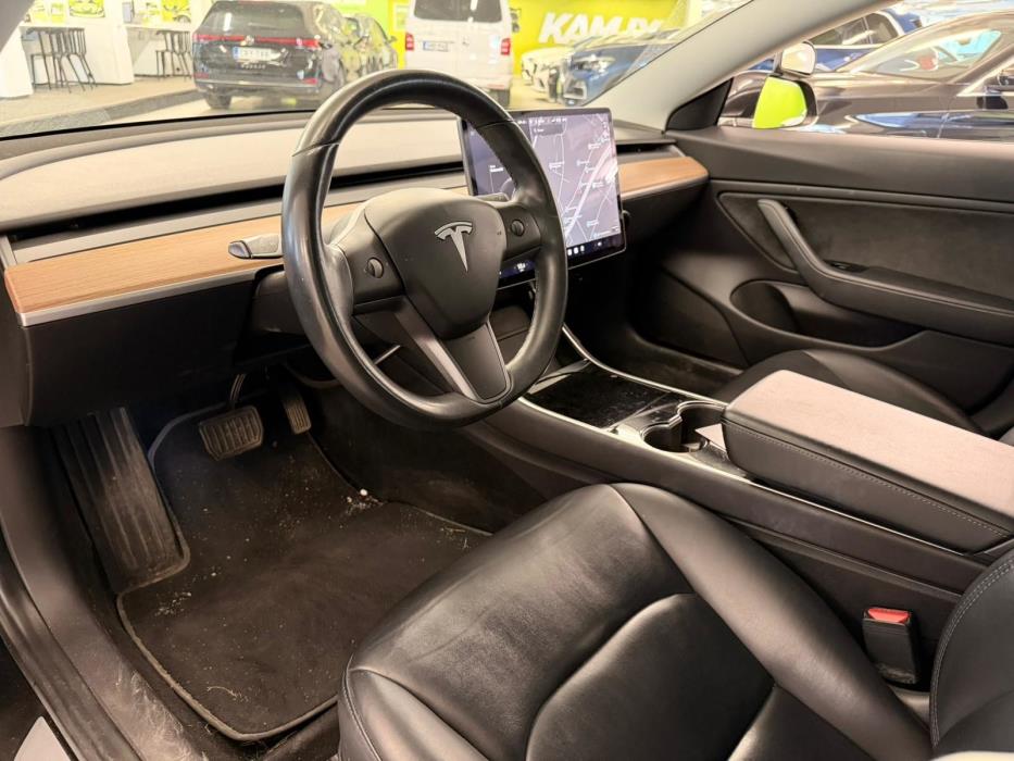 Tesla Model 3 2019