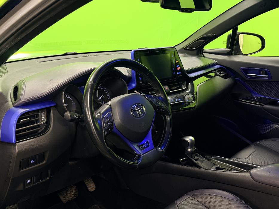 Toyota C-HR 2016