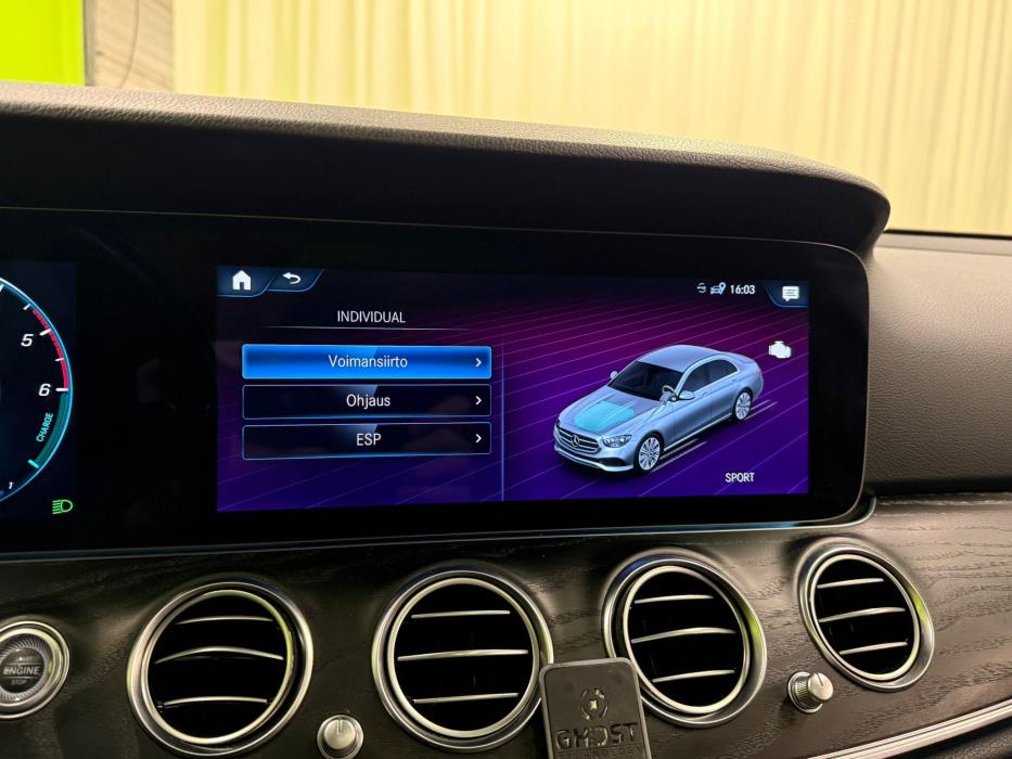 Mercedes-Benz E 2023