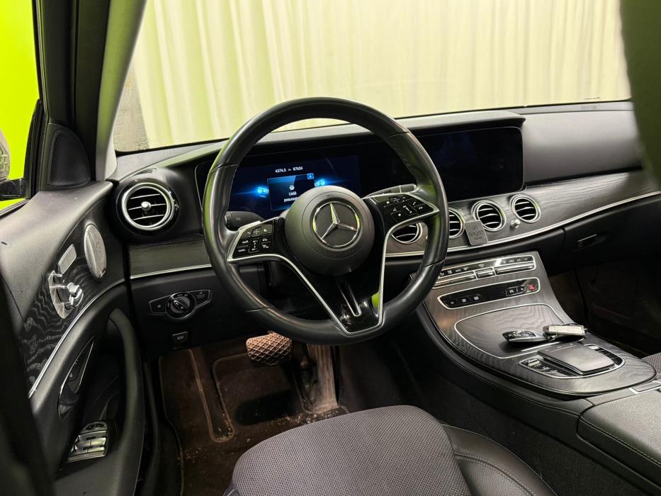 Mercedes-Benz E 2023