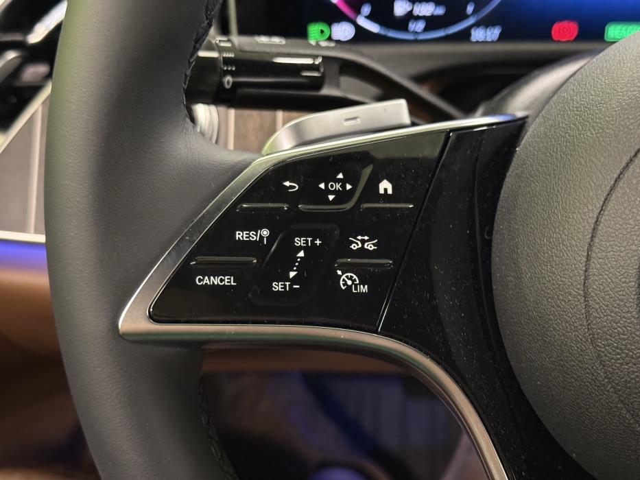Mercedes-Benz E 2025