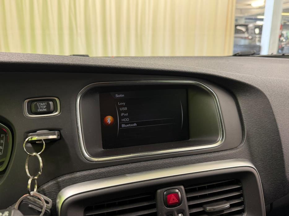 Volvo V40 2019