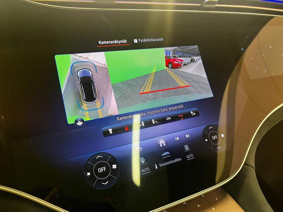 Mercedes-Benz EQE SUV 2024