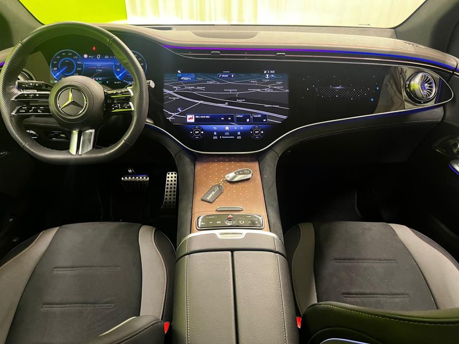 Mercedes-Benz EQE SUV 2024