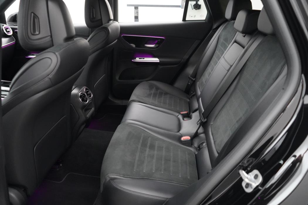 Mercedes-Benz GLC 2023