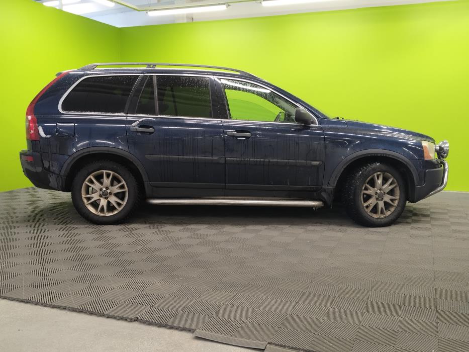 Volvo XC90 2004