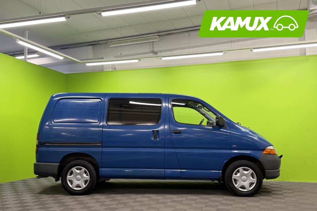 Toyota Hiace 2004