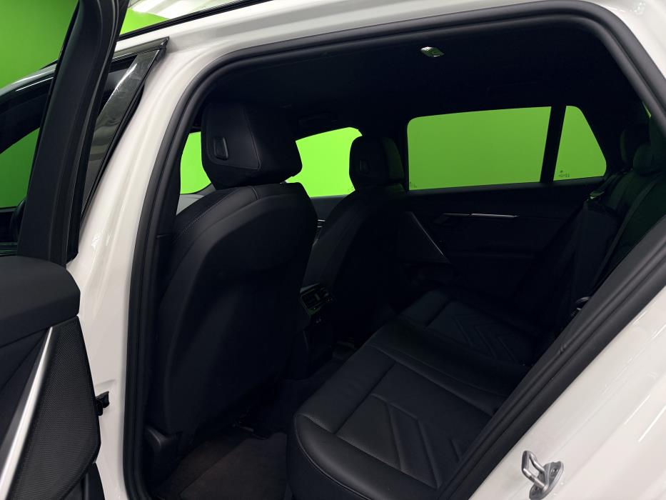 BMW i5 2025