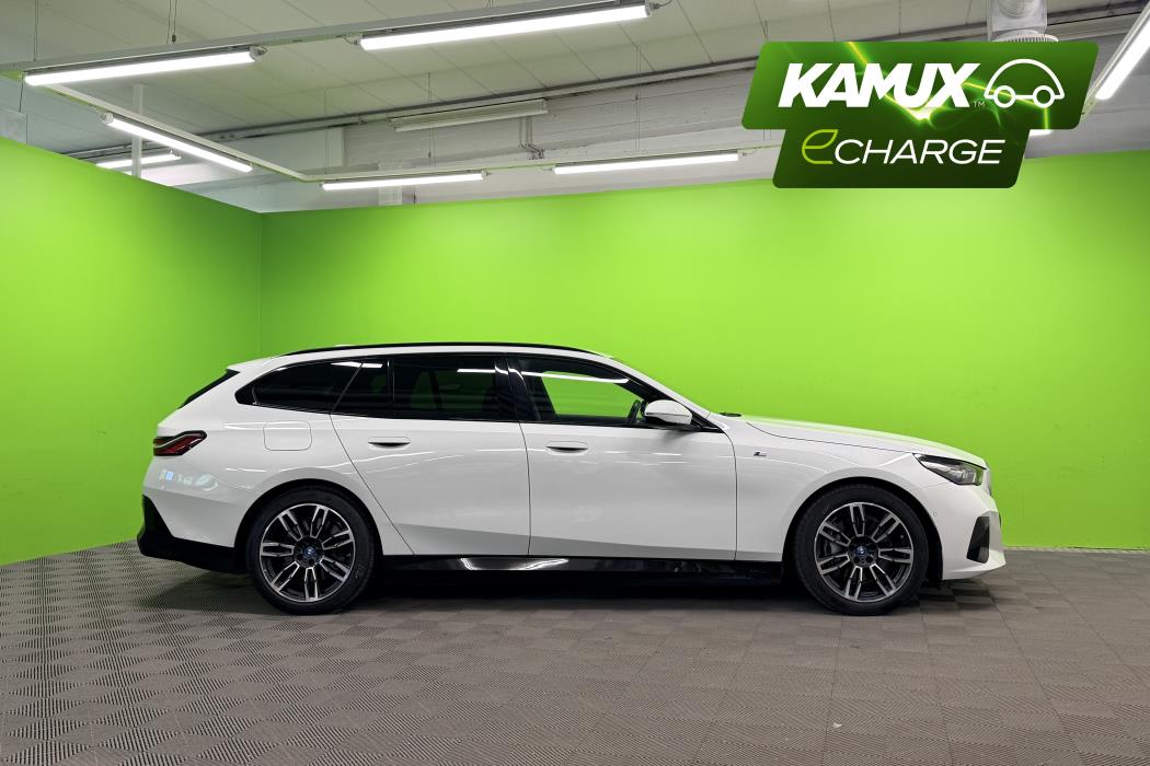 BMW i5 2025