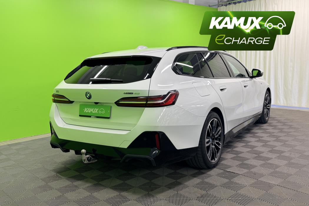 BMW i5 2025