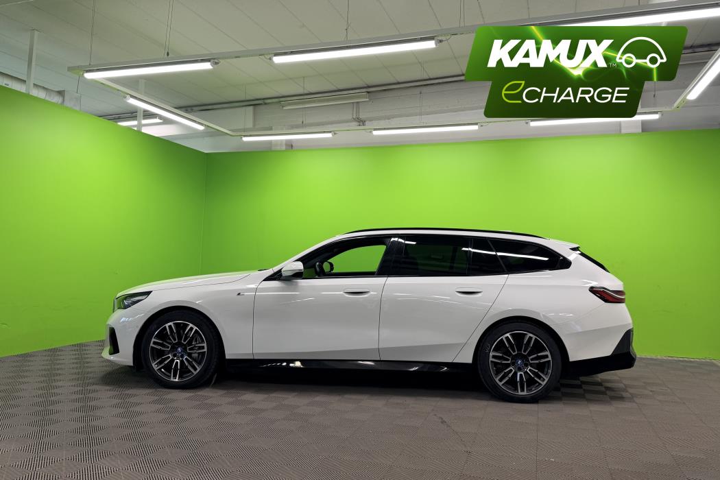 BMW i5 2025