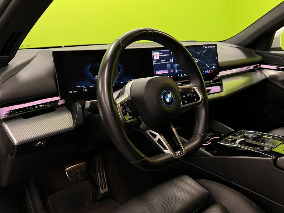 BMW i5 2025