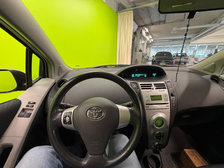 Toyota Yaris 2006