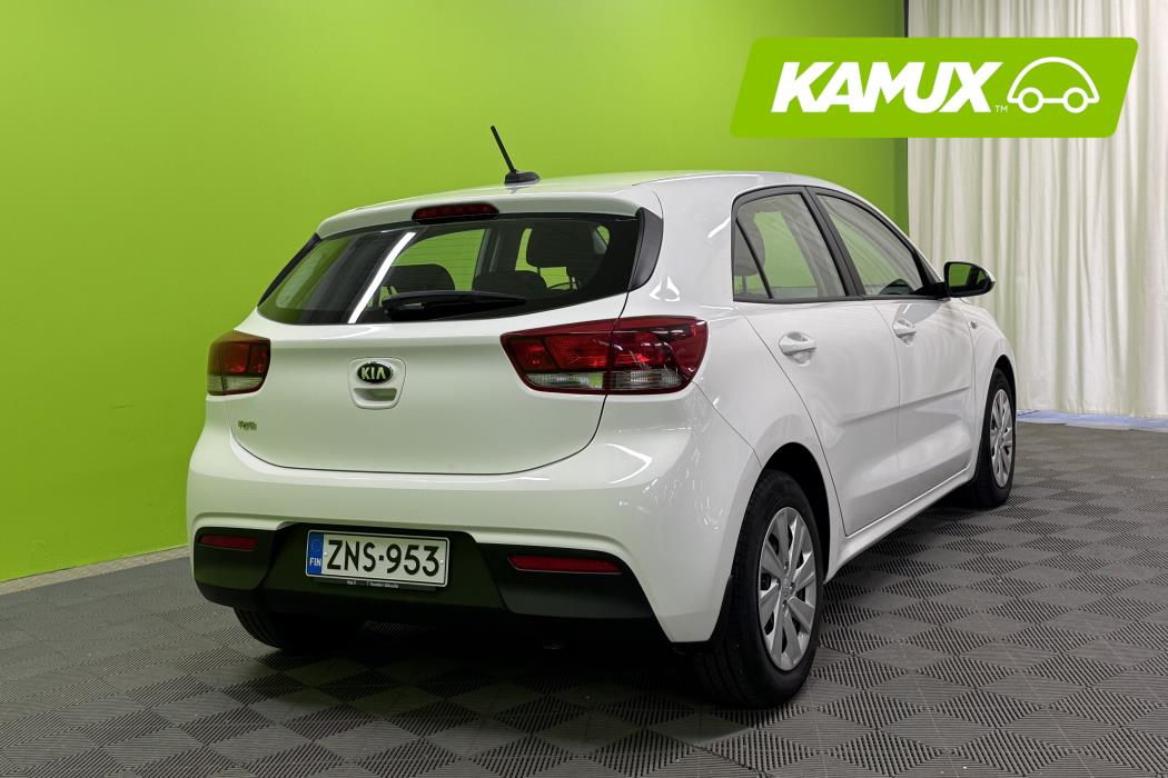 Kia Rio 2021