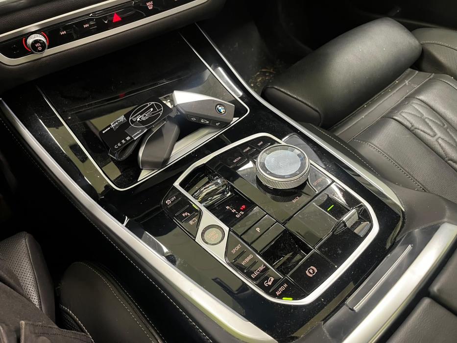 BMW X5 2025