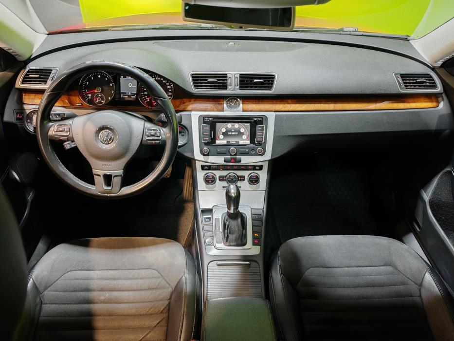 Volkswagen Passat 2013