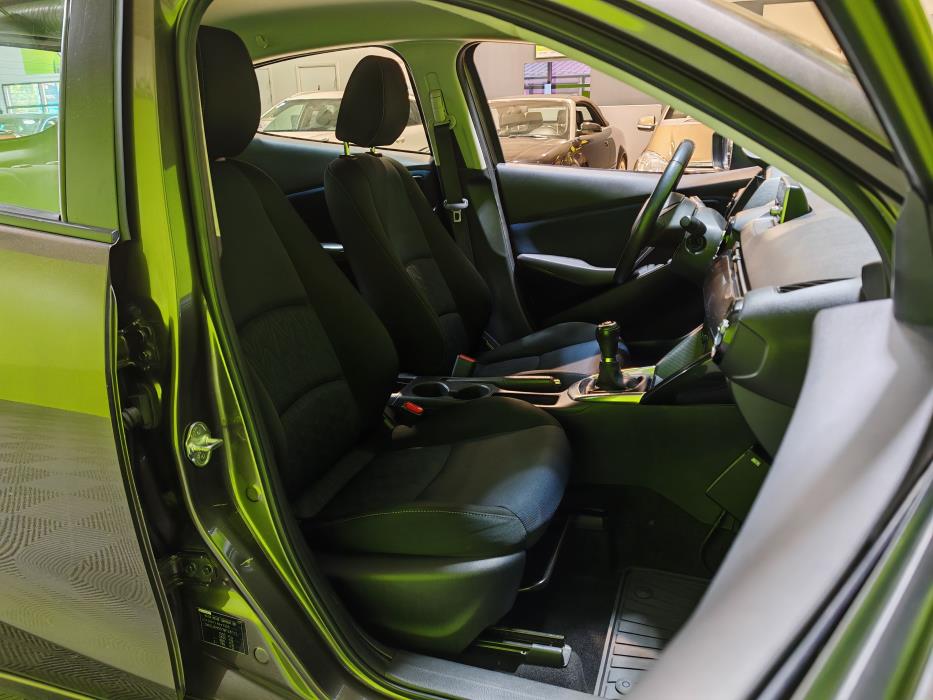 Mazda 2 2017