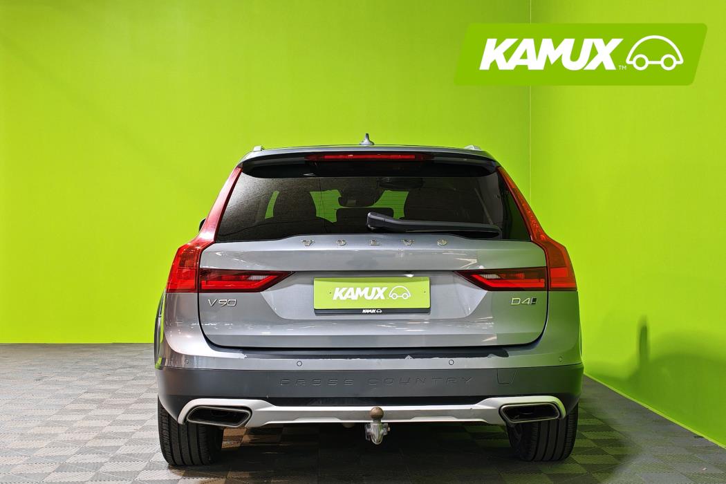 Volvo V90 Cross Country 2018