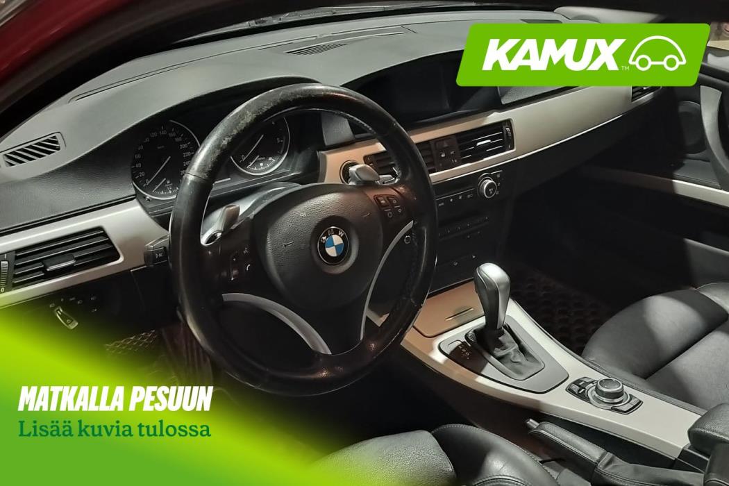 BMW 330 2009